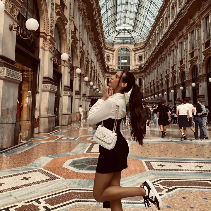 @elenarutic