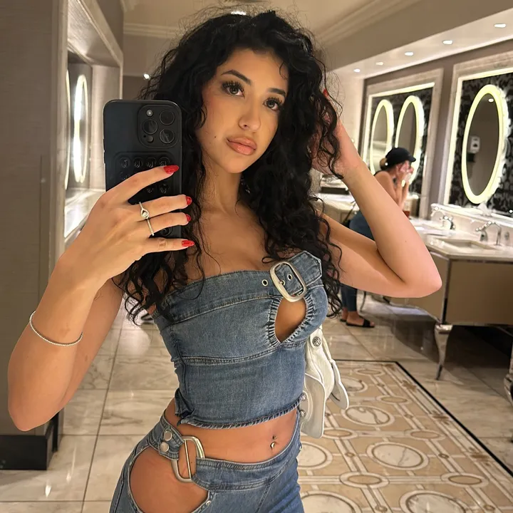 @audreymiia