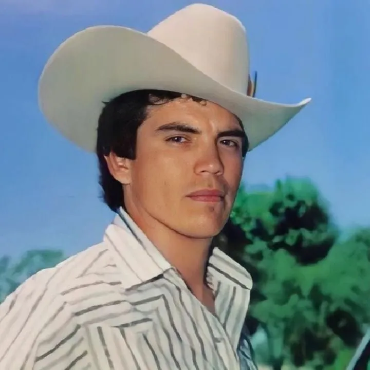 @.chalinoelreydelcorrido