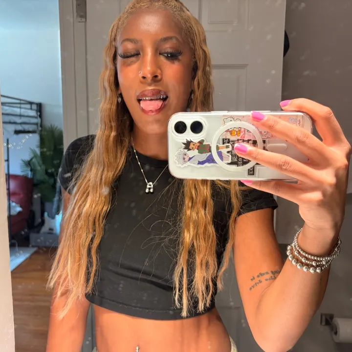 @alyzaphobic