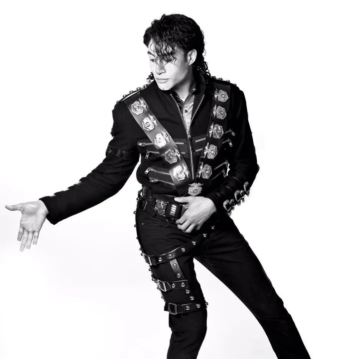 mj_live_exp