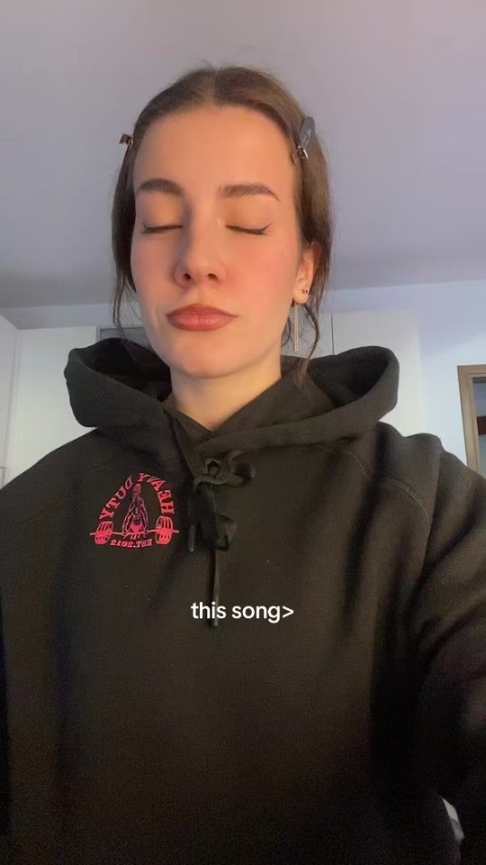 TikTok video thumbnail by llaragri