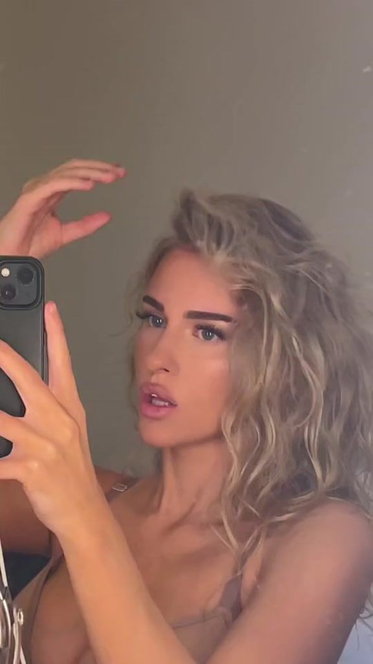 TikTok video thumbnail by zara1_