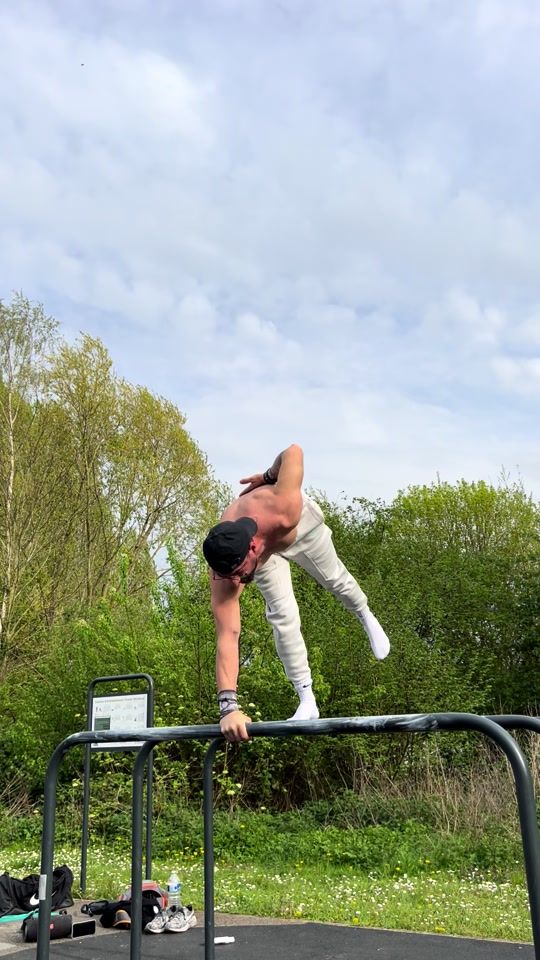 TikTok video thumbnail by mister_handstand