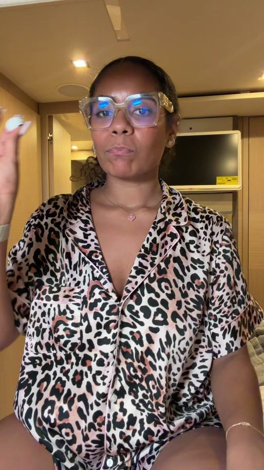 TikTok video thumbnail by bruniela_