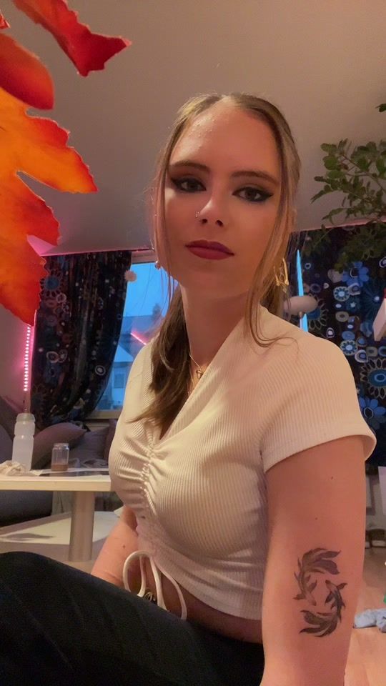 TikTok video thumbnail by blury_days