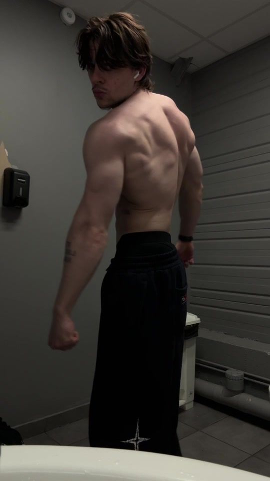 TikTok video thumbnail by bialy.stetics