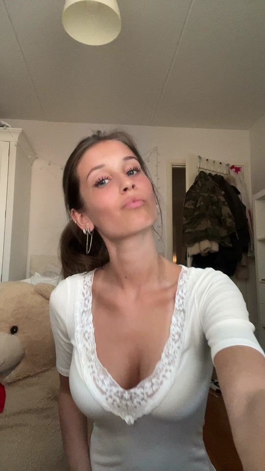 TikTok video thumbnail by username.hemligt