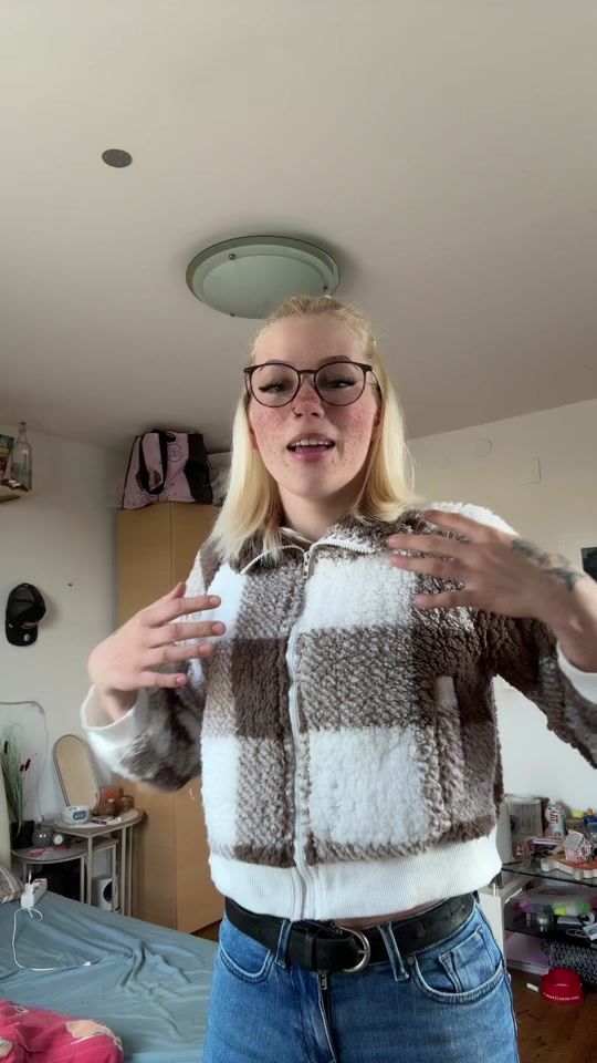 TikTok video thumbnail by xv_fabienne_vx