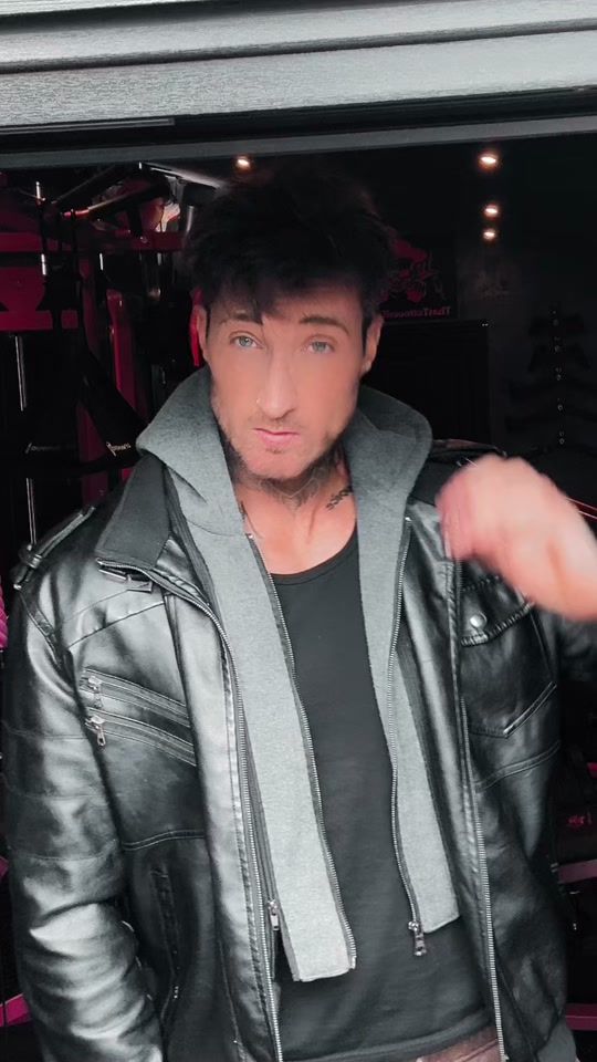 TikTok video thumbnail by thattattooedgymguy