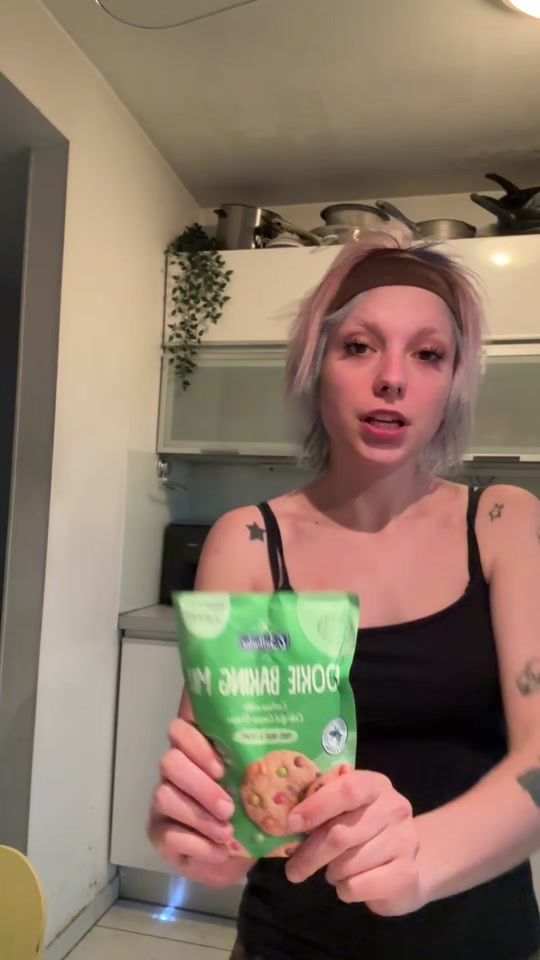 TikTok video thumbnail by toothbrussh