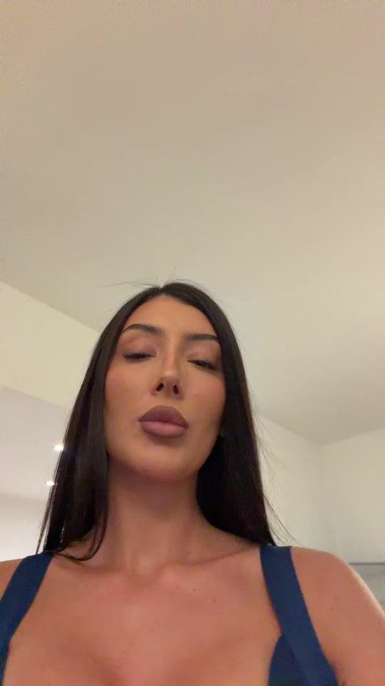 TikTok video thumbnail by sissiguida_