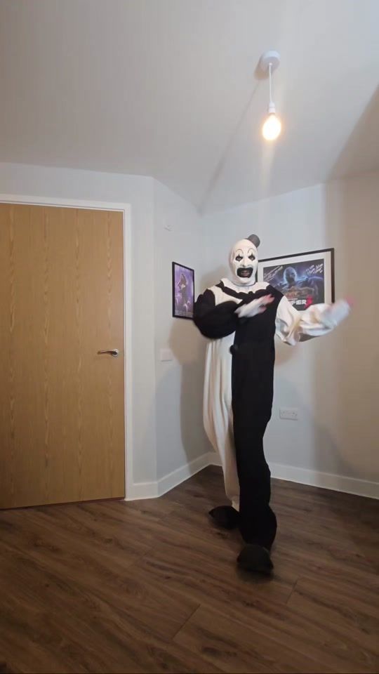 TikTok video thumbnail by arttheclowndances