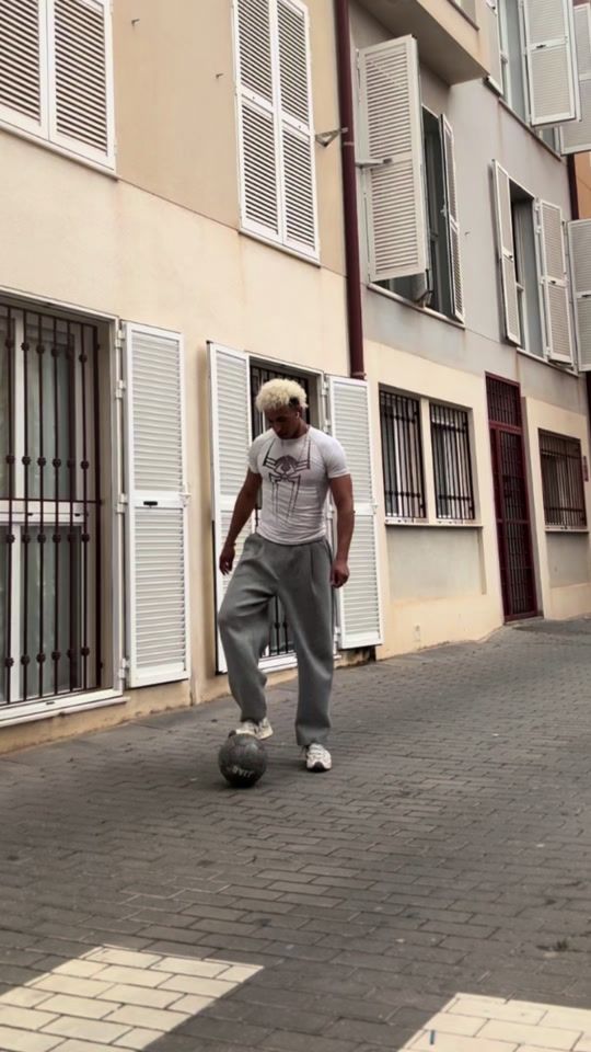 TikTok video thumbnail by larabii_eljackson