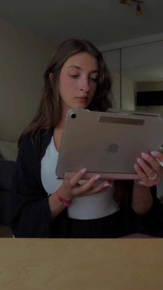 TikTok video thumbnail by klaudiasocials