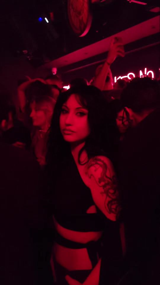 TikTok video thumbnail by vivikrystalli