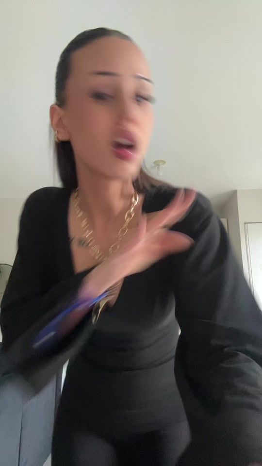 TikTok video thumbnail by hehatesthallia