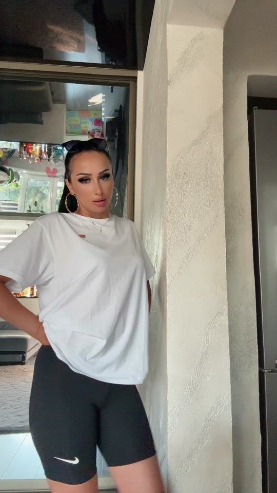 TikTok video thumbnail by macoveicristina5