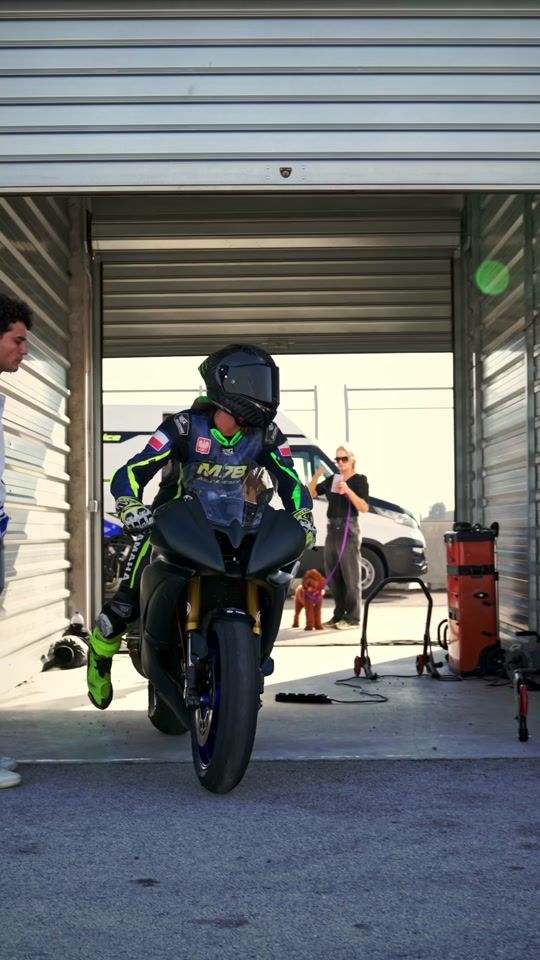 TikTok video thumbnail by karola.racing