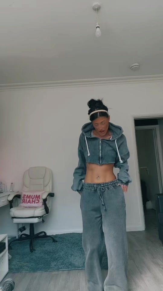 TikTok video thumbnail by lou.xo92
