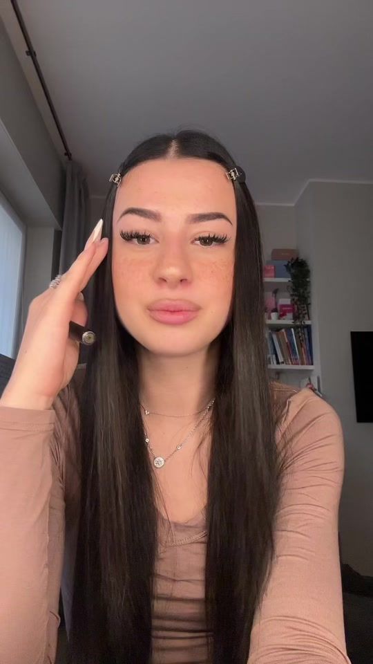 TikTok video thumbnail by saradelmi222