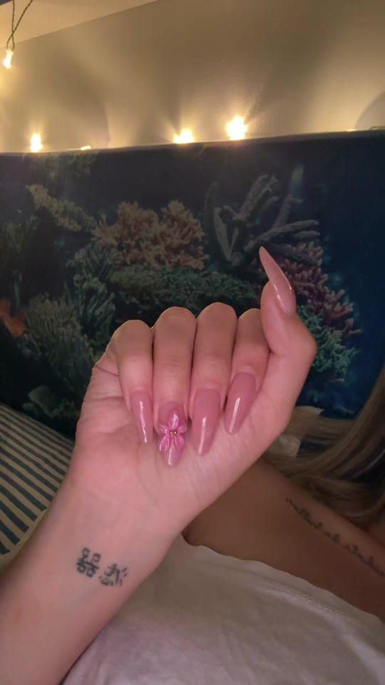 TikTok video thumbnail by mela.nailss