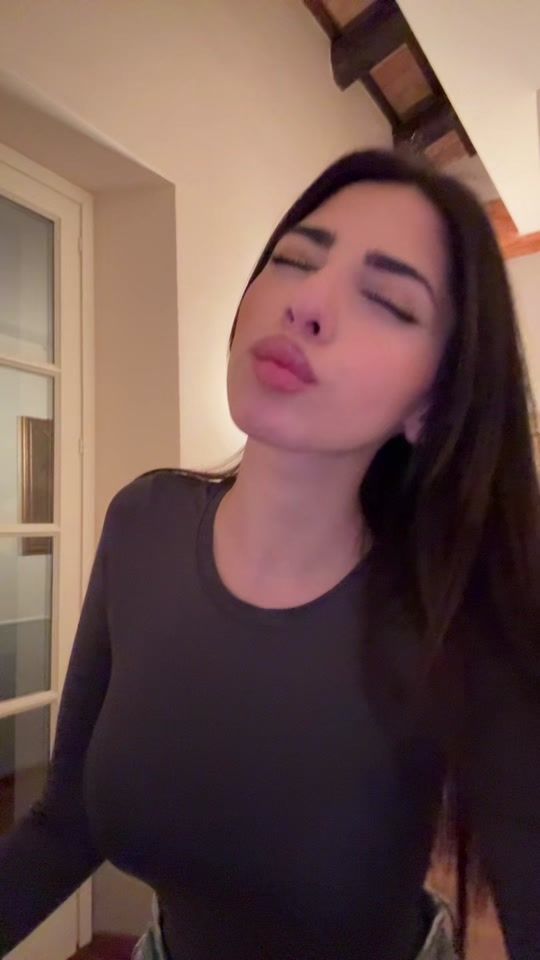 TikTok video thumbnail by elenagaleandro