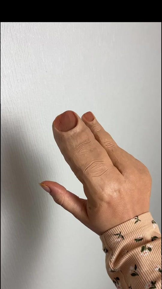 TikTok video thumbnail by evagore_