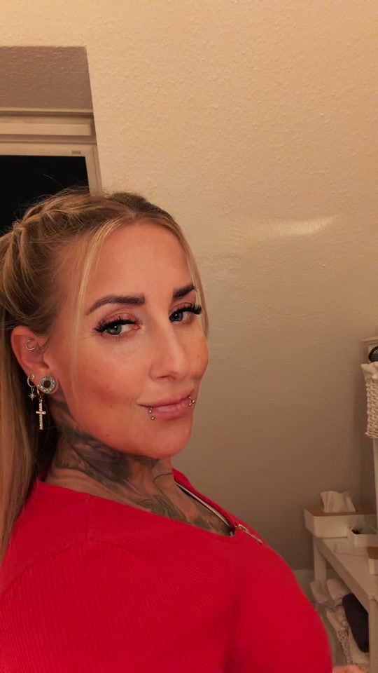 TikTok video thumbnail by amalie_vox