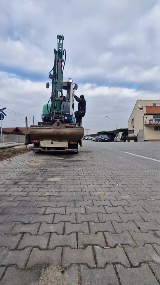 TikTok video thumbnail by trifanovidiuconstruct