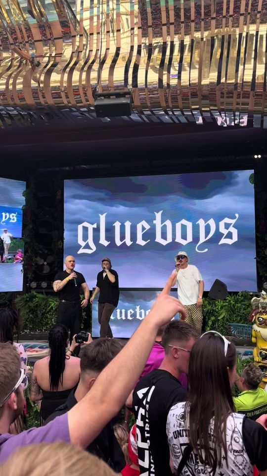 TikTok video thumbnail by glueboys