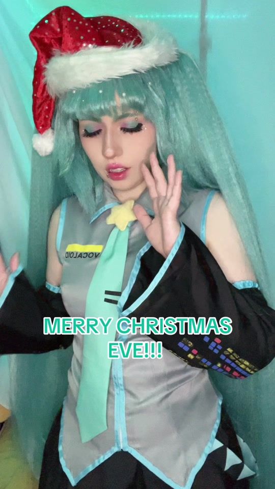 TikTok video thumbnail by mooncake.cosplays