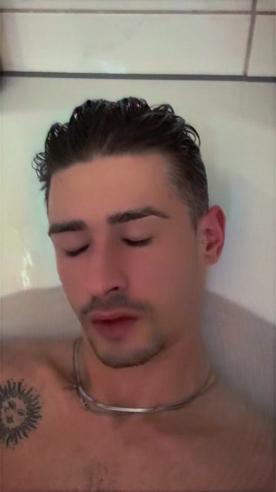 TikTok video thumbnail by robert.t1998