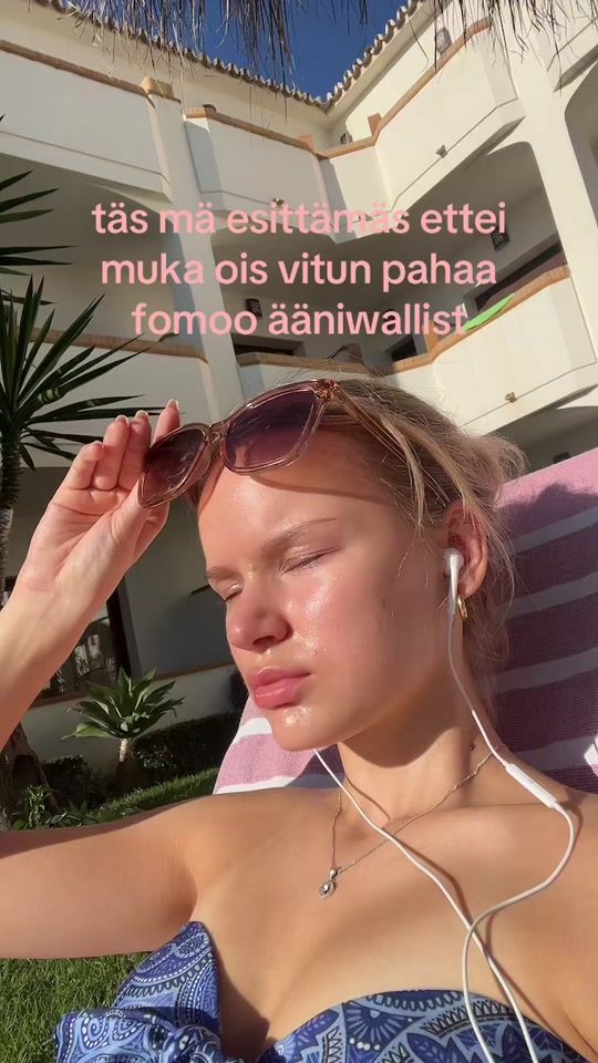TikTok video thumbnail by moielli