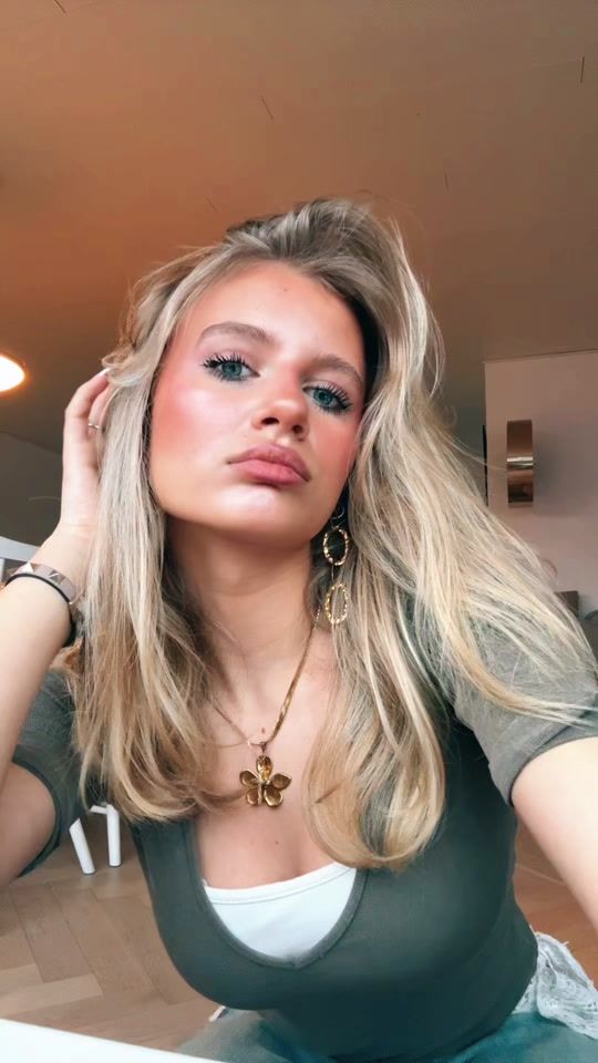 TikTok video thumbnail by luna.liv.toft