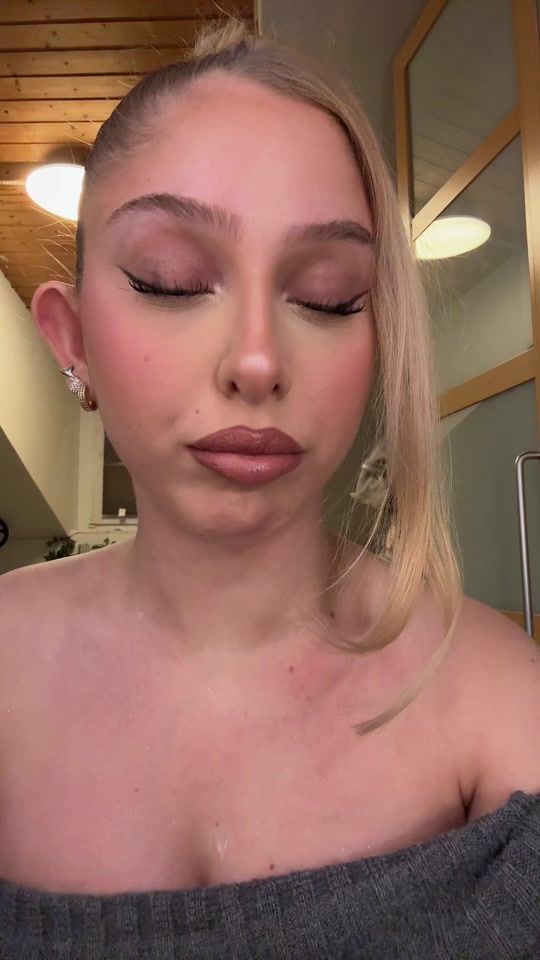 TikTok video thumbnail by 21haia