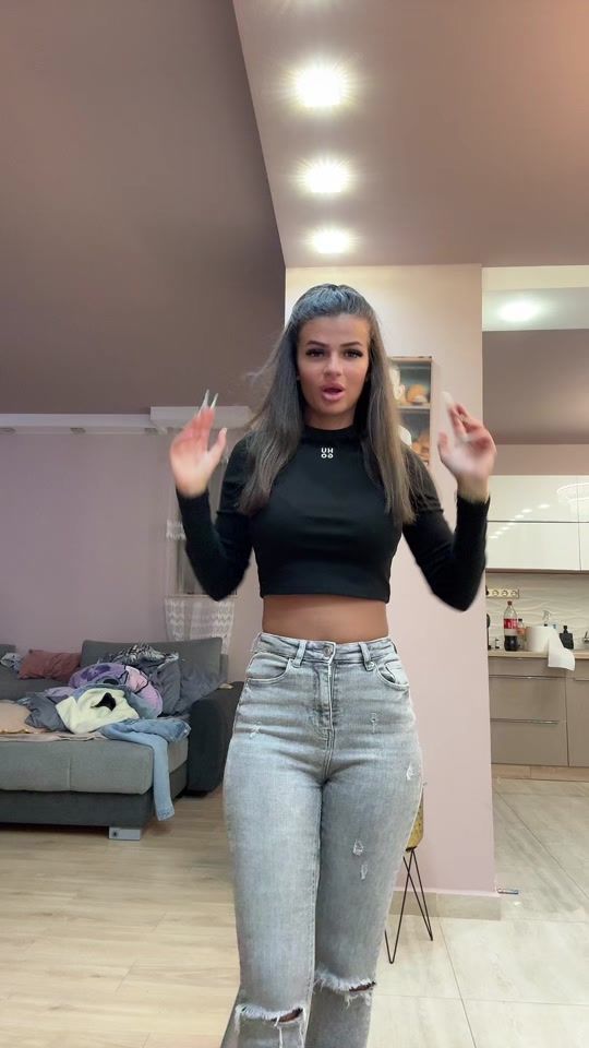 TikTok video thumbnail by vani_vanessza_