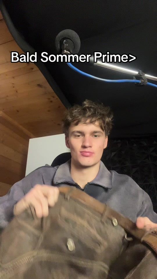 TikTok video thumbnail by floxxig_