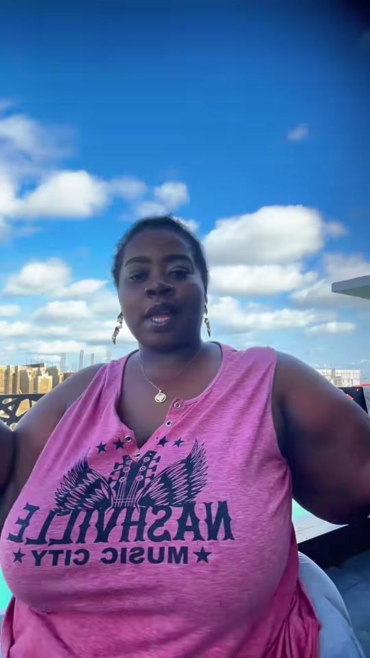 TikTok video thumbnail by curvygift_