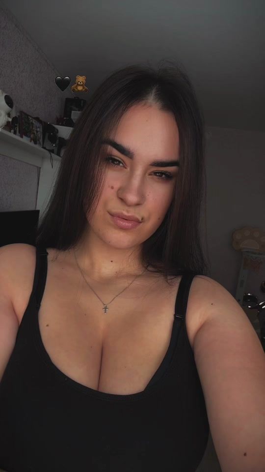 TikTok video thumbnail by karinukee
