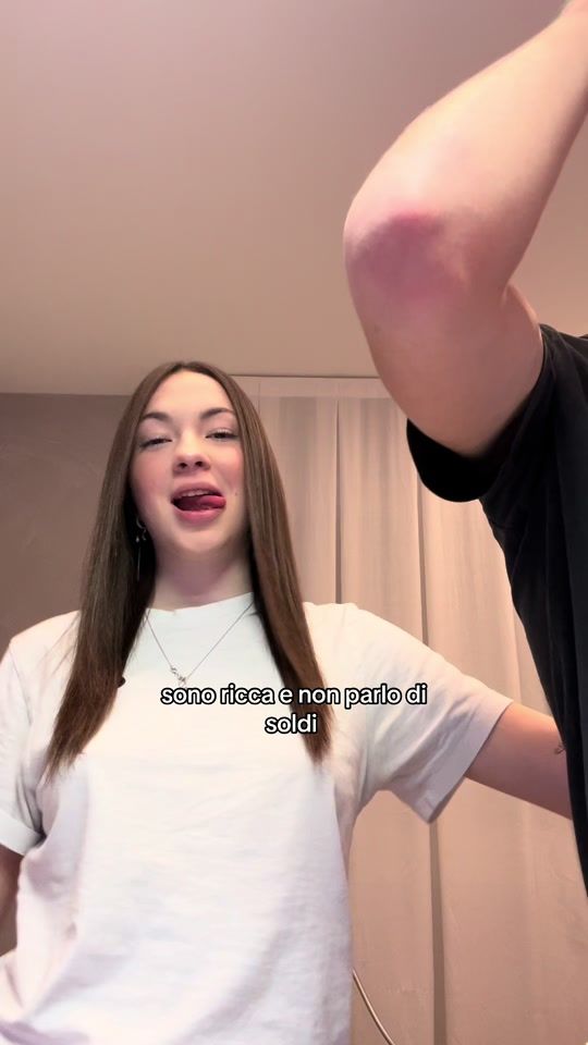 TikTok video thumbnail by ._alice._merlo
