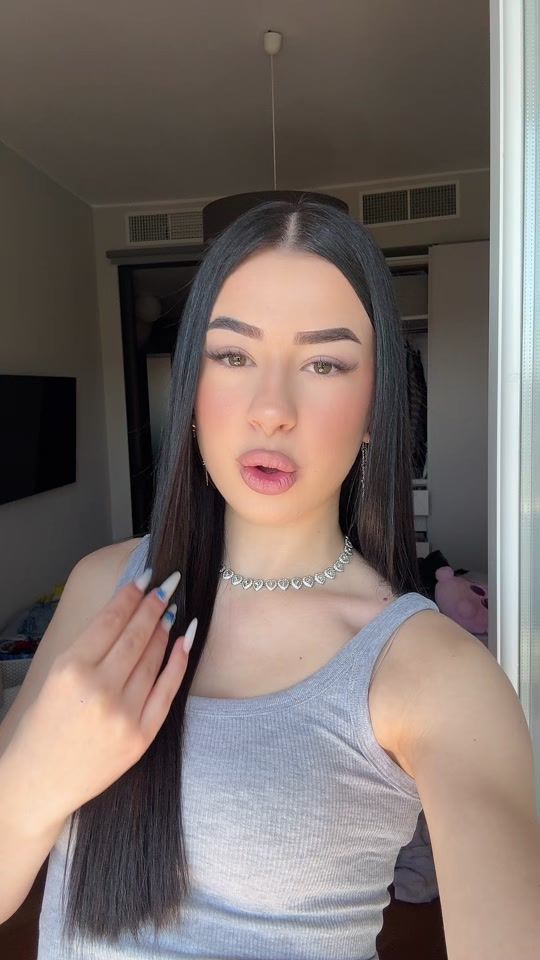 TikTok video thumbnail by saradelmi222
