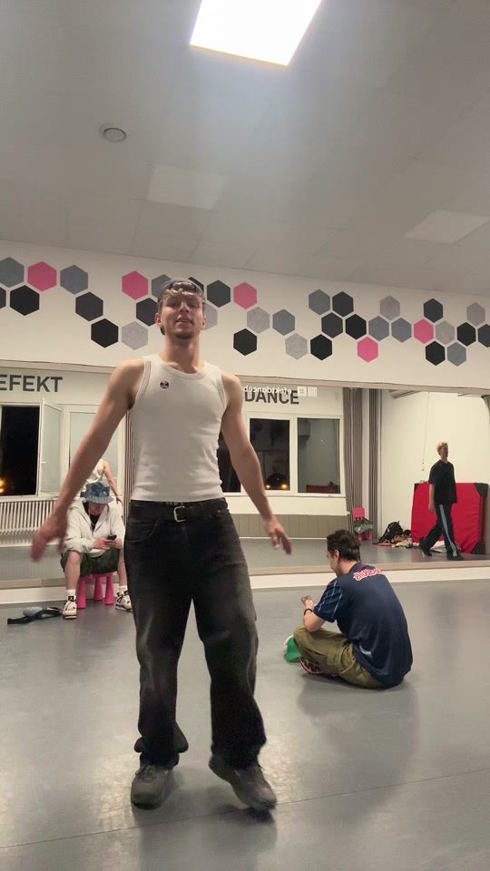 TikTok video thumbnail by lilh_mogg