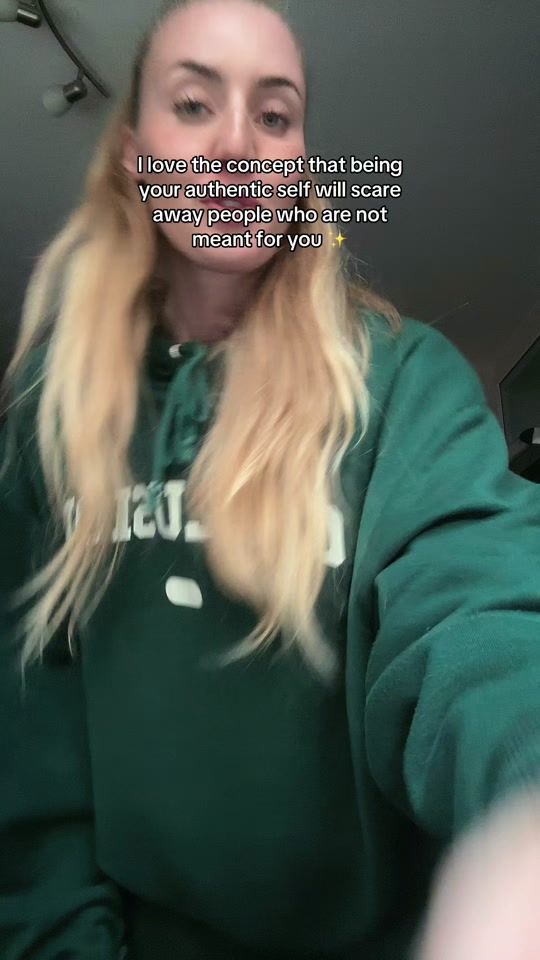 TikTok video thumbnail by emmaaaa.lo