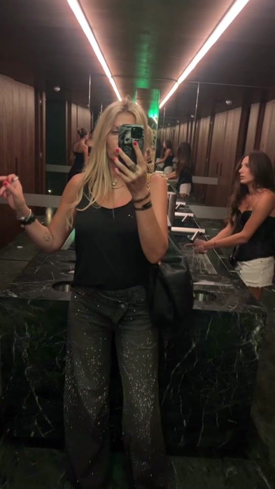 TikTok video thumbnail by eviaroni