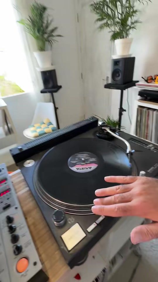 TikTok video thumbnail by ibizarecords