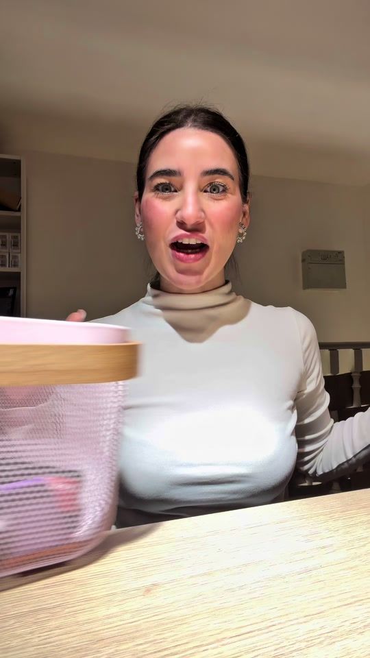 TikTok video thumbnail by cmcosmetics.outlet