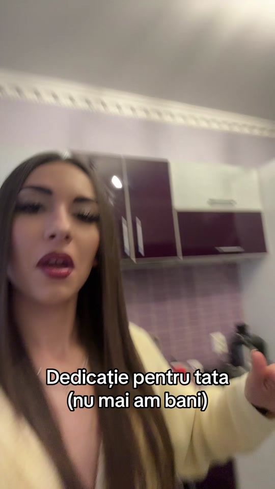 TikTok video thumbnail by deliaaa._aa