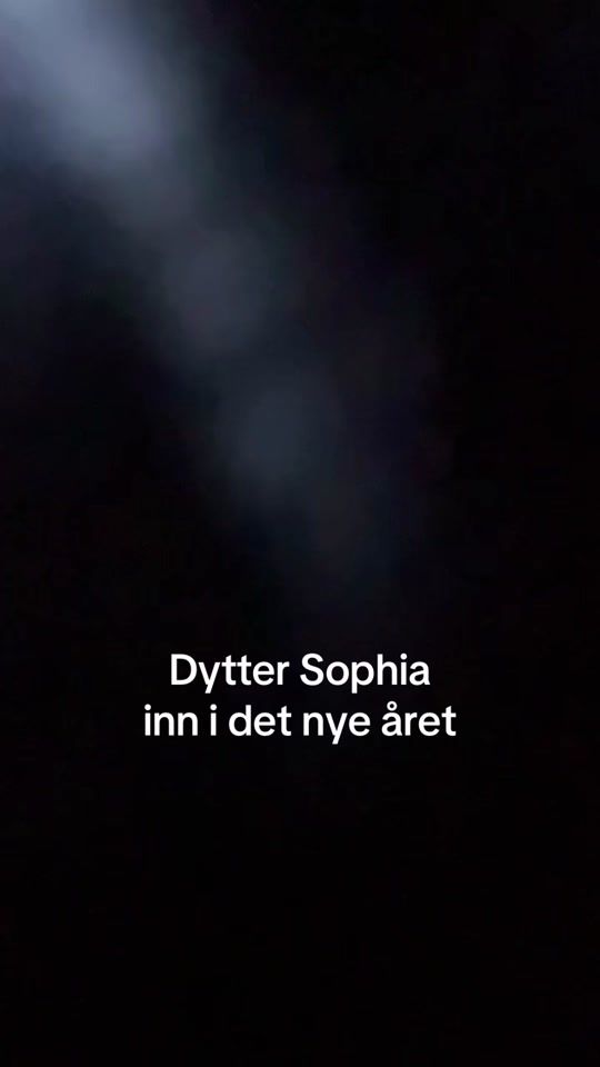 TikTok video thumbnail by ella.mellbye