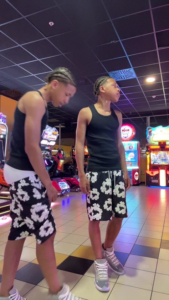 TikTok video thumbnail by yafavtwinss3